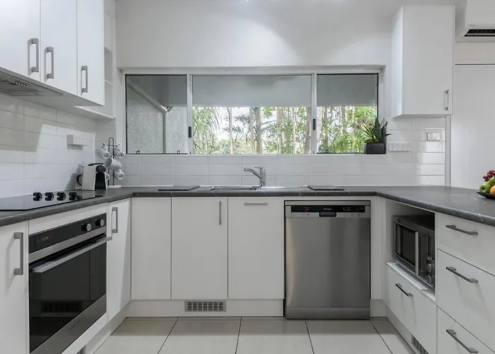 99 Reef Resort Port Douglas