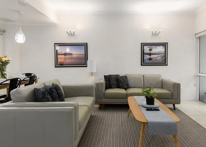 99 Reef Resort Port Douglas